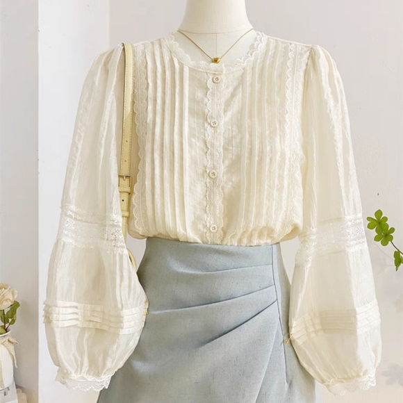 White Lace Blouse - Picture 1 of 4